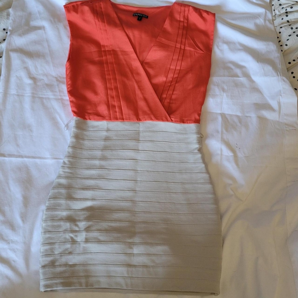 Medium Express Dress - missing belt